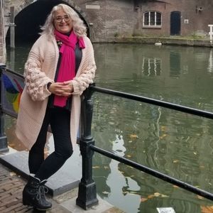 Meet your Posher, Amy